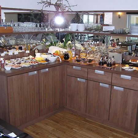 Gaestehaus Zur Promenade Донауверт Екстер'єр фото